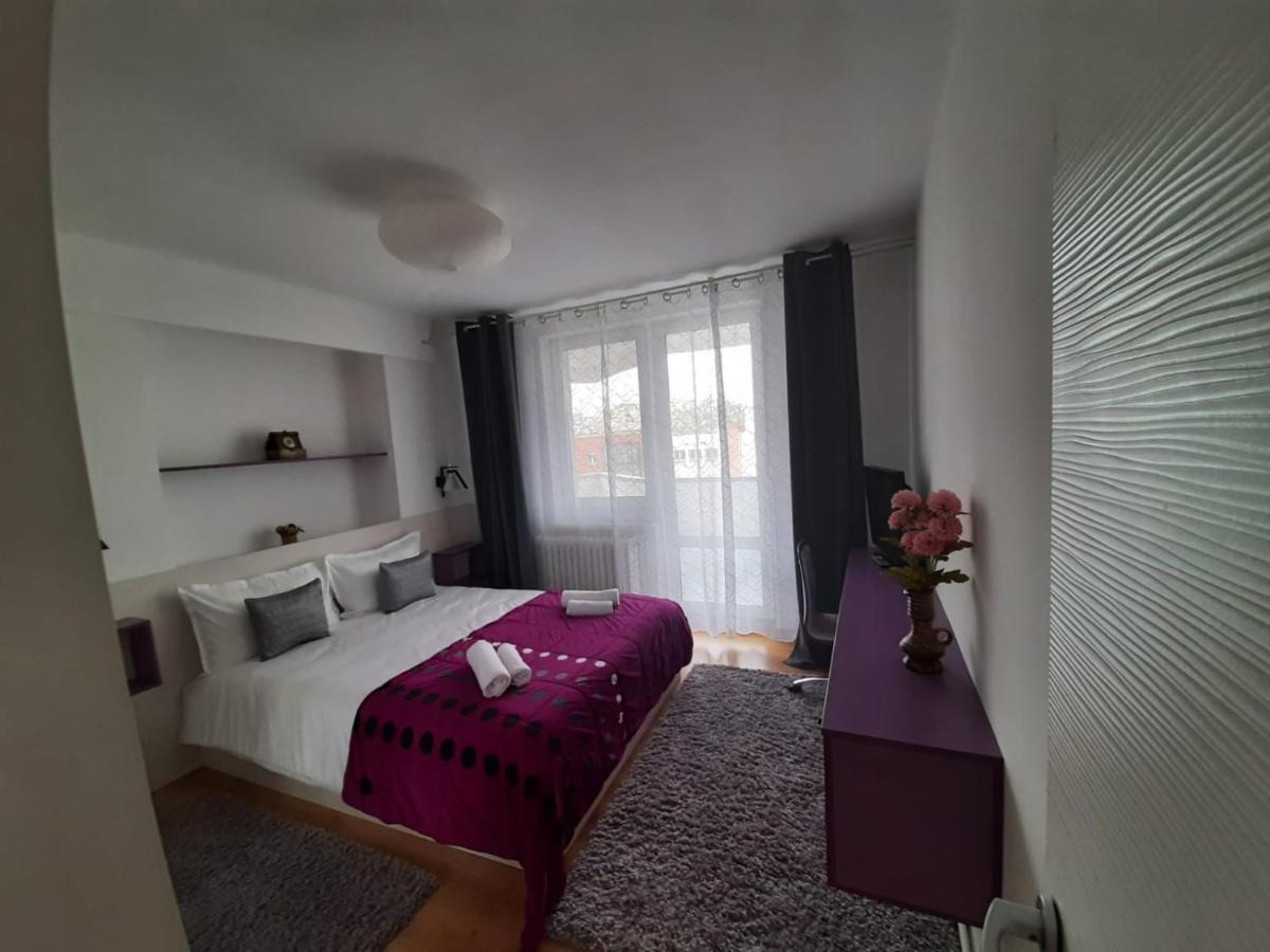 Chic Apartament Deva Eksteriør bilde